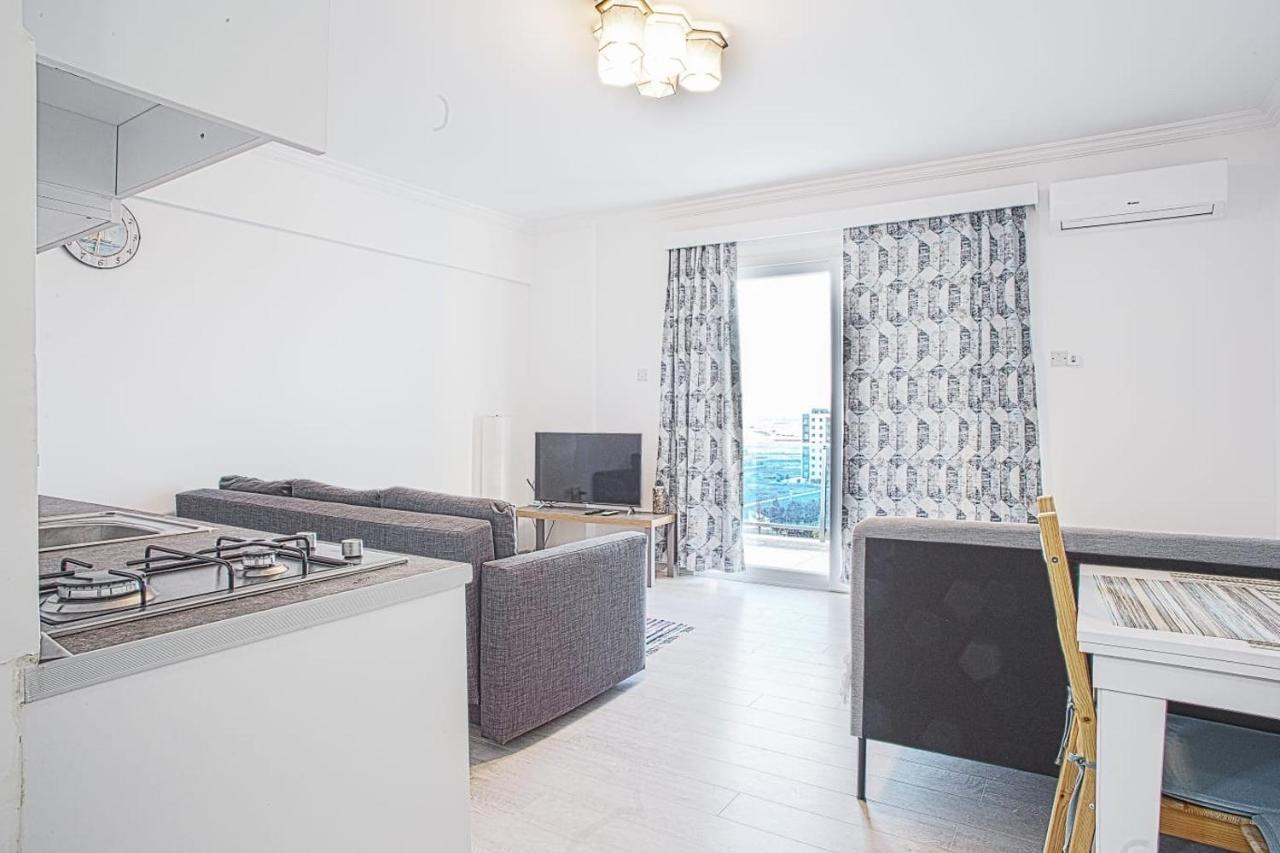 Royal Life Residence Poseidon Studio Trikomo Εξωτερικό φωτογραφία